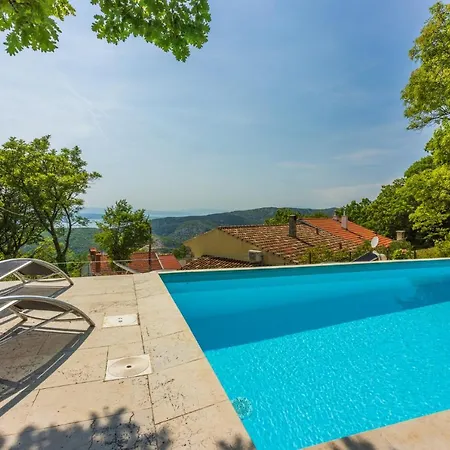 別荘 Erta Grižane